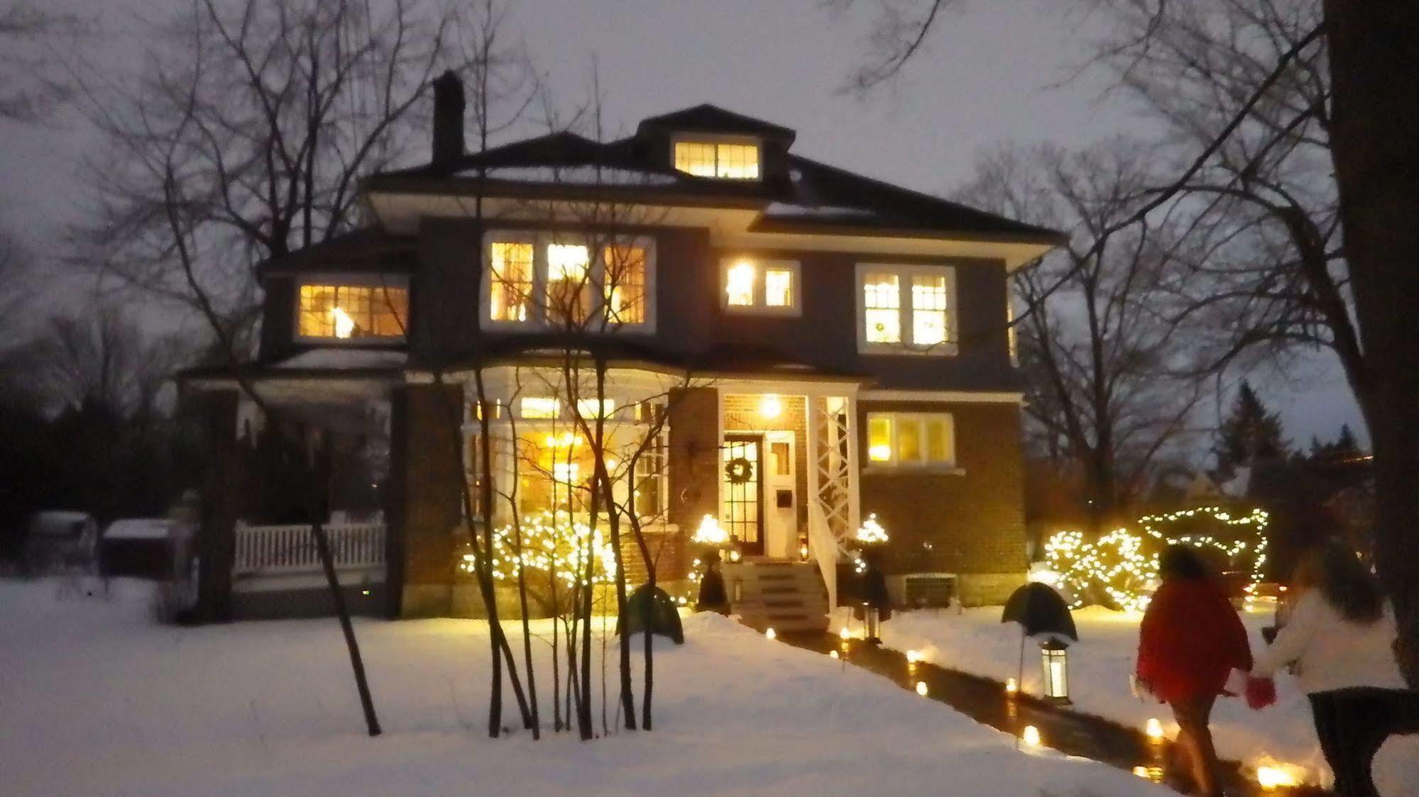 The Captain'S House Heritage Bed & Breakfast Midland Buitenkant foto